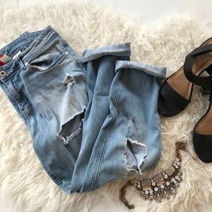 💖 H&M distressed boyfriend jeans